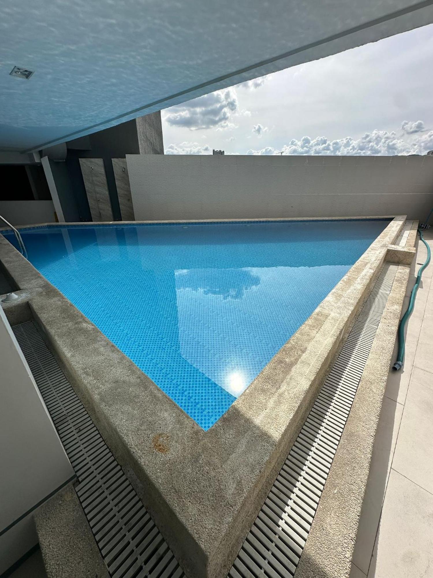 Modern & Comfy Studio - Steps From Ayala Mall, Cebu City Exterior foto