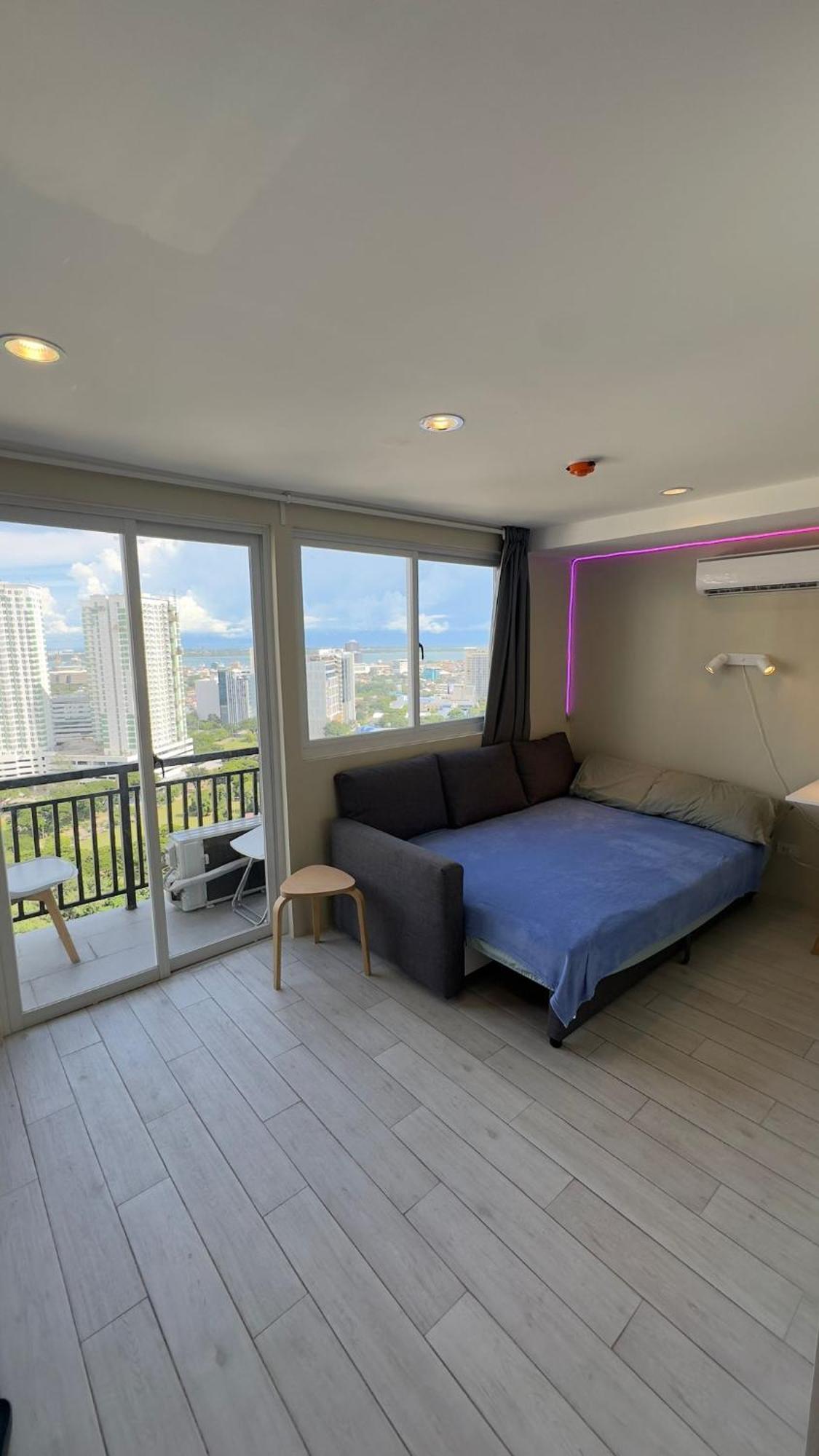 Modern & Comfy Studio - Steps From Ayala Mall, Cebu City Exterior foto