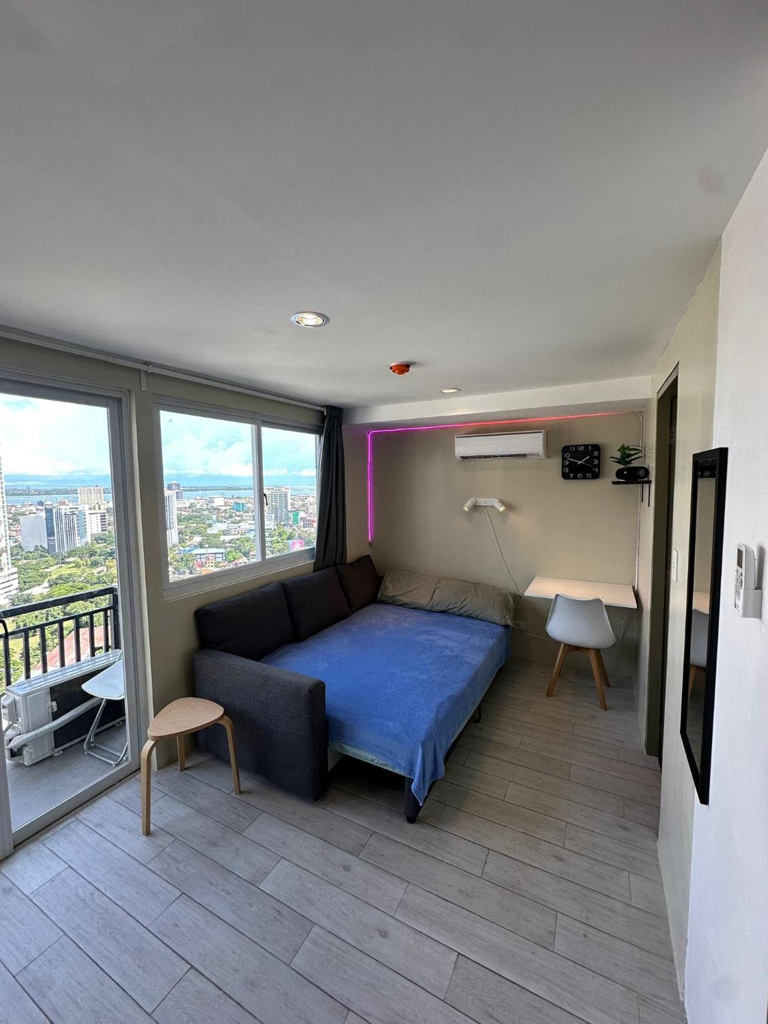 Modern & Comfy Studio - Steps From Ayala Mall, Cebu City Exterior foto