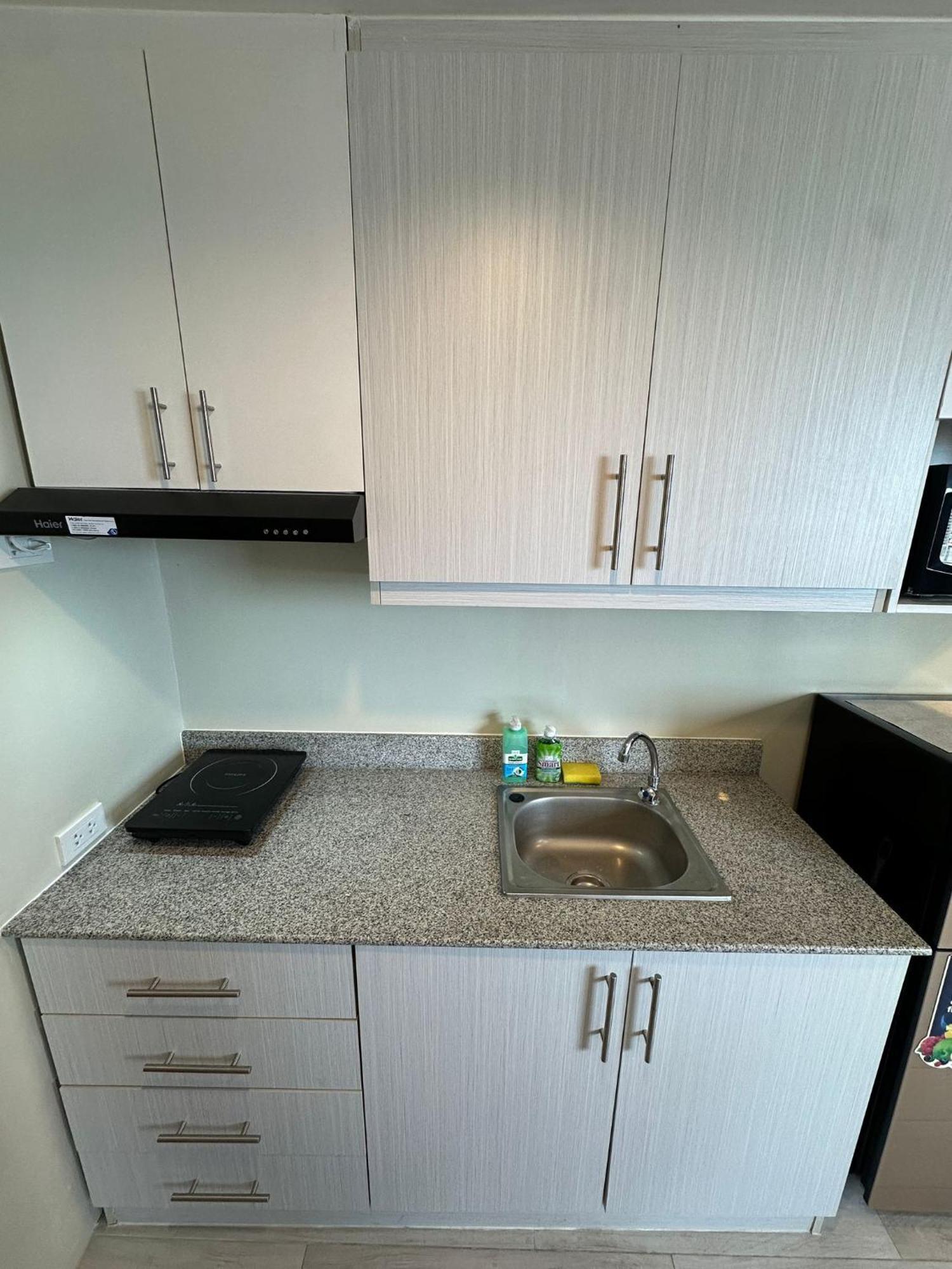 Modern & Comfy Studio - Steps From Ayala Mall, Cebu City Exterior foto
